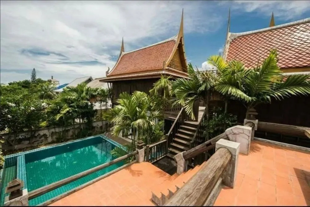 Sanporn Private Pool Villa