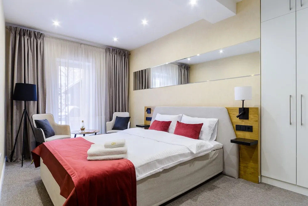 HomeApart Новгородская