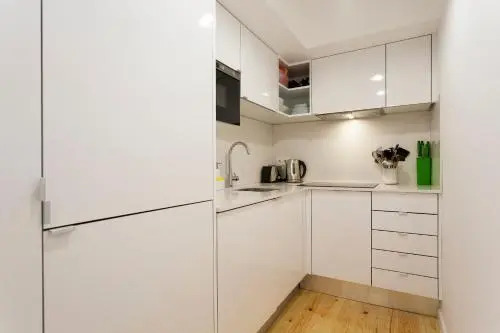 2 suites stylish flat at bairro alto-principe real