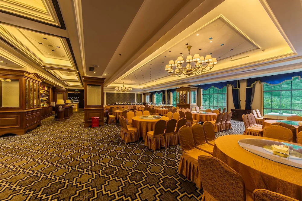 Howard Johnson Life Mountain View Chengdu