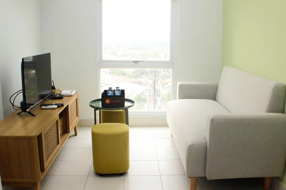 Fully Furnished And Cozy 2Br Apartment At Patraland Urbano