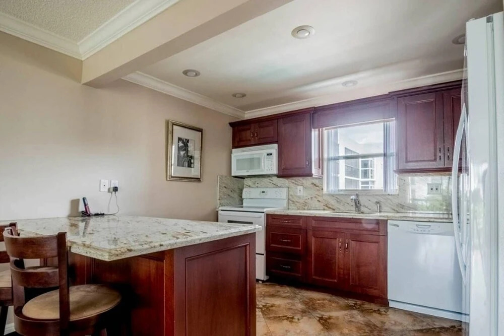 Le Cartier 420 by Go Florida Condo, Sunny Isles