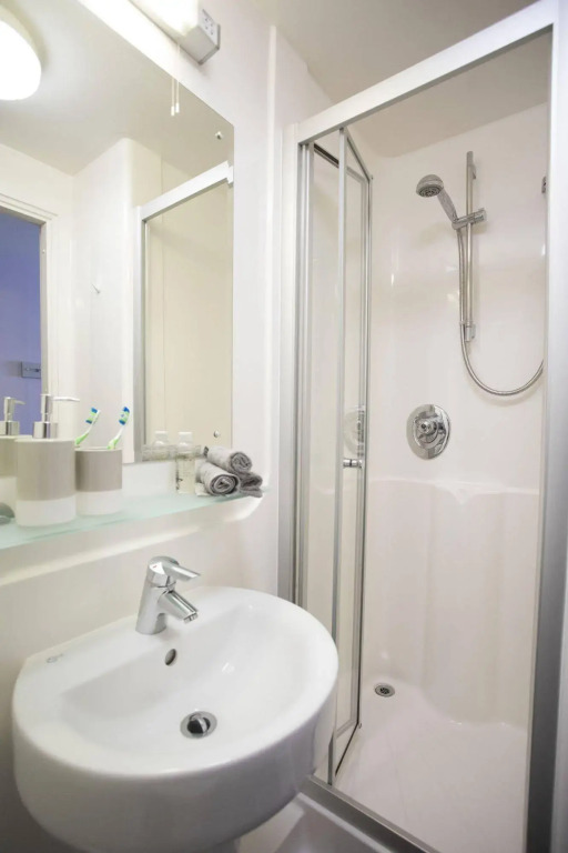 Beaverbank Place - Campus Residence