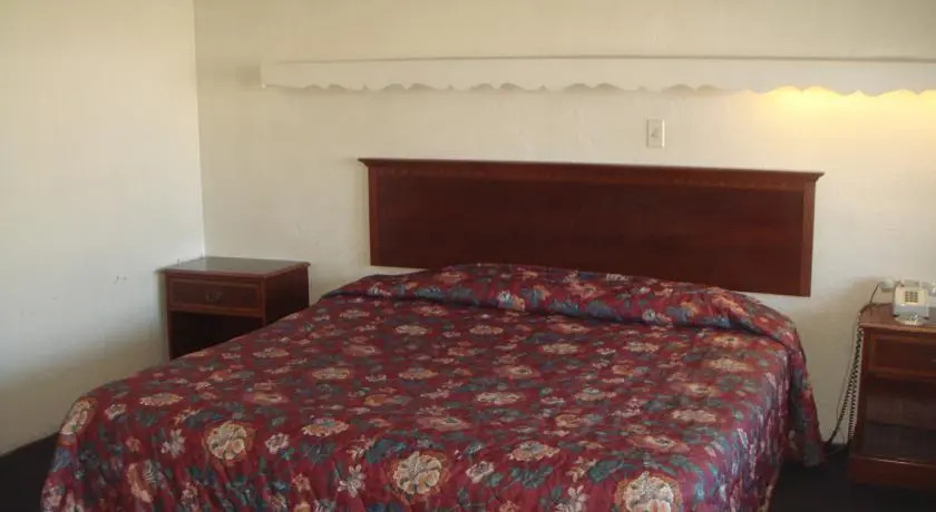 Economy Motel