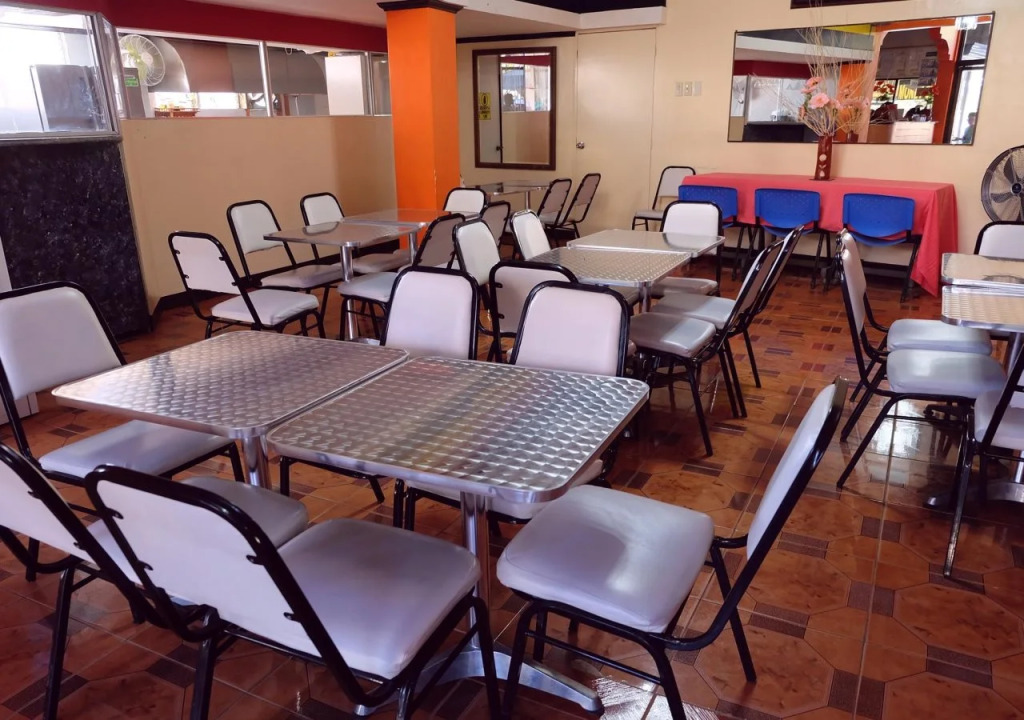 Maribago Seaview Pension & Spa by RedDoorz
