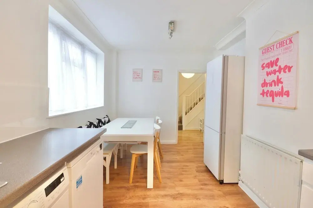 Greenwich Retreat - 4bed Home
