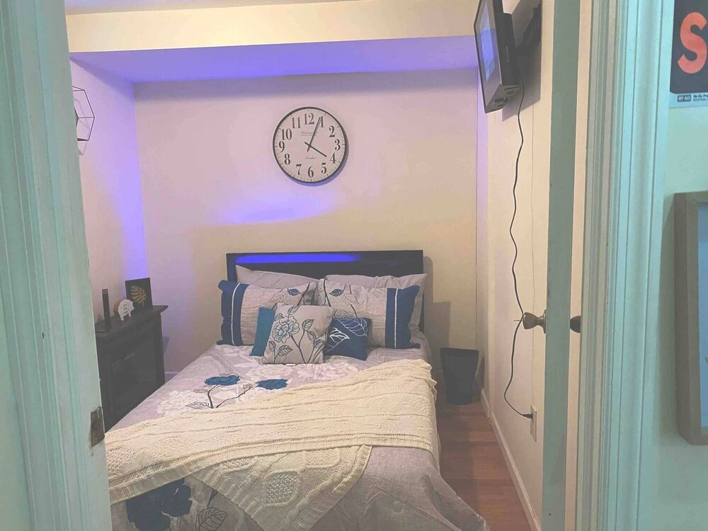 Lovely 2 Bedroom In Brooklyn Sleeps 5