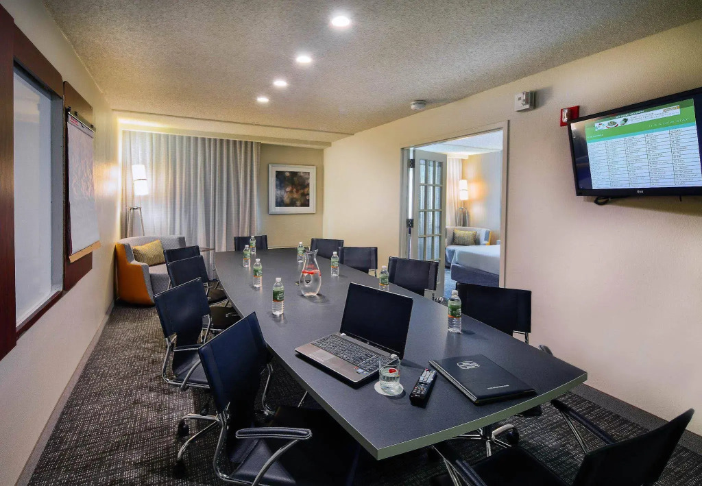 Courtyard by Marriott Dallas DFW Airport North/Irving