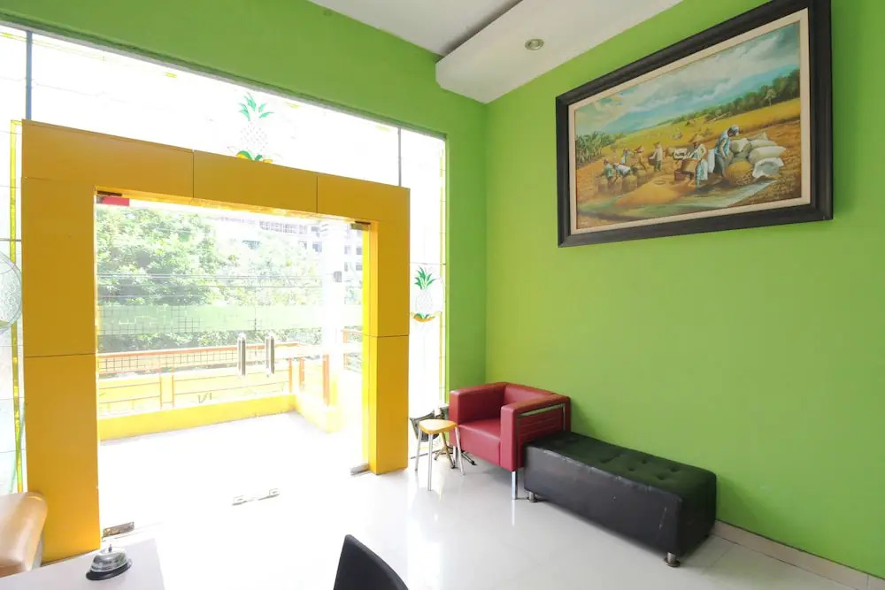 Airy Eco Adi Sucipto Gang Nanas Lima 6 Solo