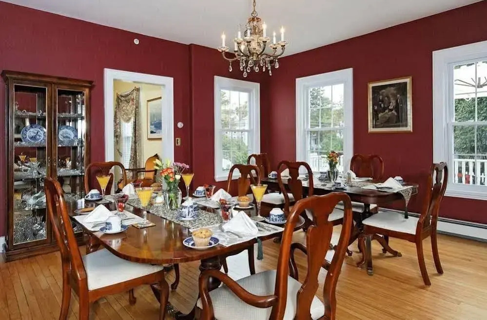Kennebec Inn Bed and Breakfast