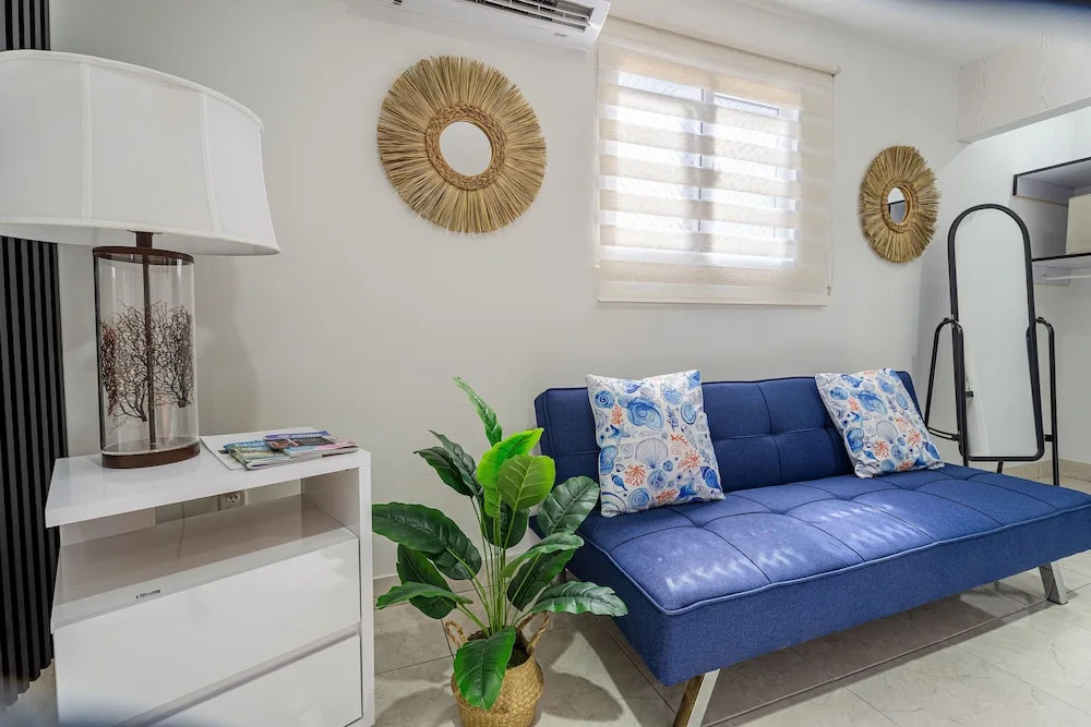 Love and Peace Vacation Rental Aruba