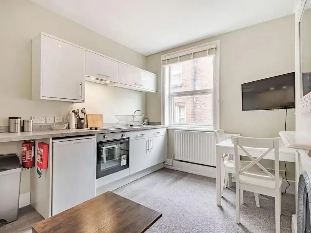 Apartment 3