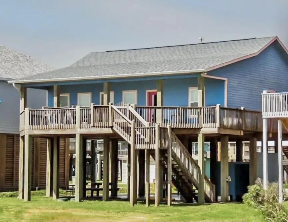 Hooked On A Feeling 3 Bedroom Home by RedAwning