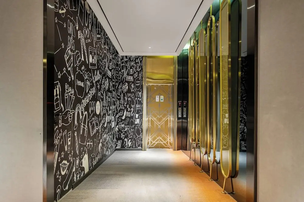Qinfengyuan Hotel (Shanghai Xuhui District Zhongshan Hospital Jiashan Road Subway Station Branch)