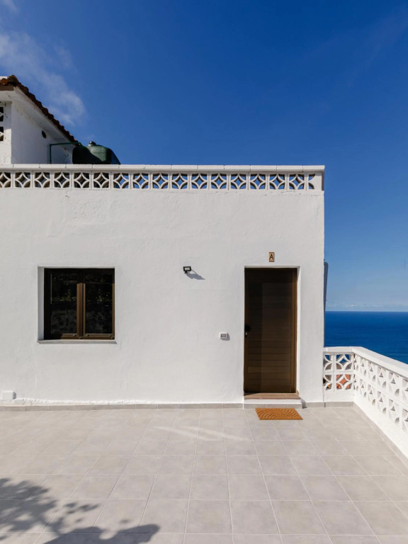 Anaga Ocean Views : Mountain and Beach Retreat