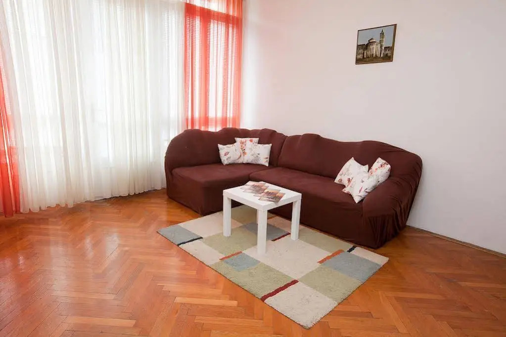 Apartment Nina