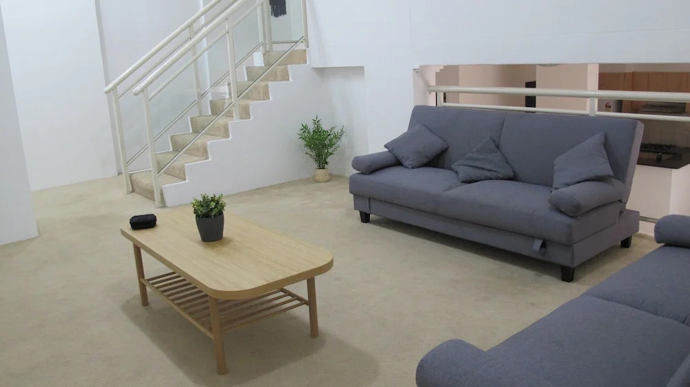 Spacious Ground floor apartment Unit 28
