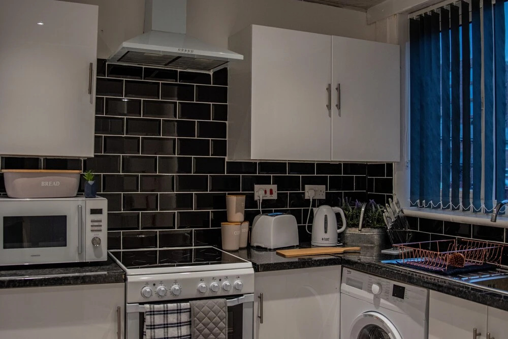 BV Comfy Spacious 3 Bedroom House At Tatton Street Manchester