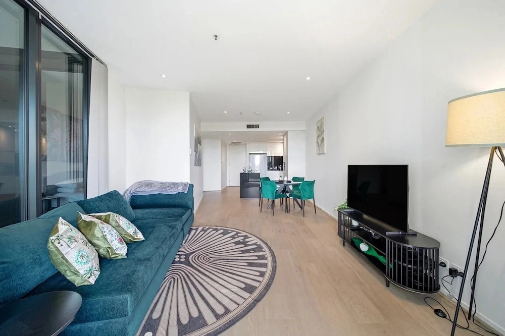 Stylish 1BR CBD w/ Parking Lot
