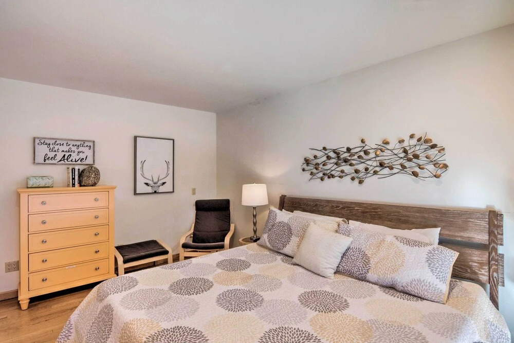 Buena Vista Oasis w/ Mtn Views, 3 Mi to Dtwn!