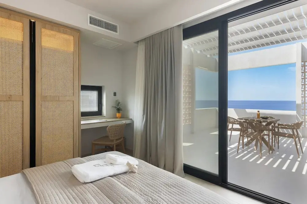 Infinity View Suites Tinos