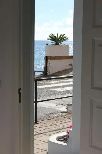 Aqua Sea House