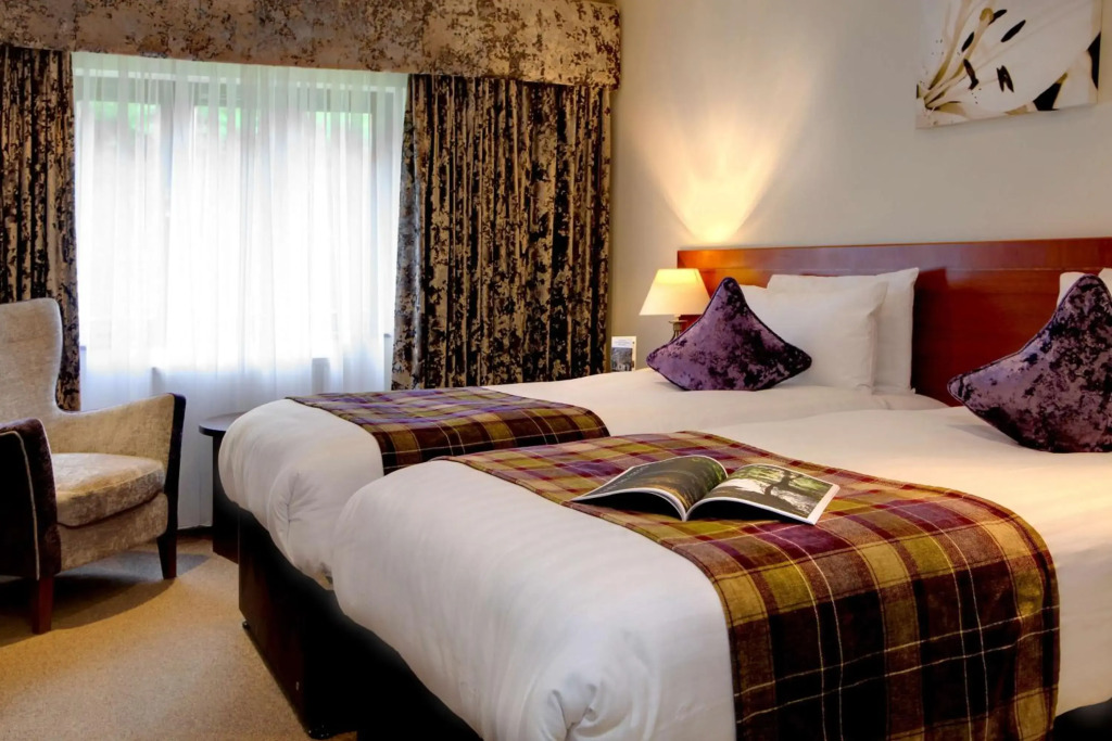 Best Western PLUS Grims Dyke Hotel