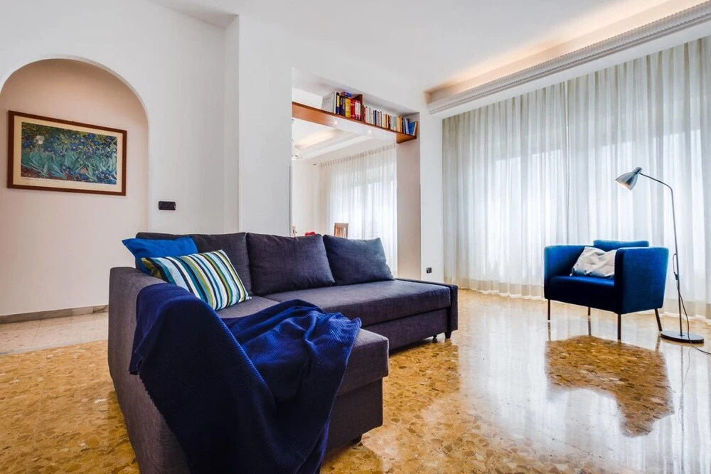 Large Bright Flat 15 Mins From Castel Sant'angelo