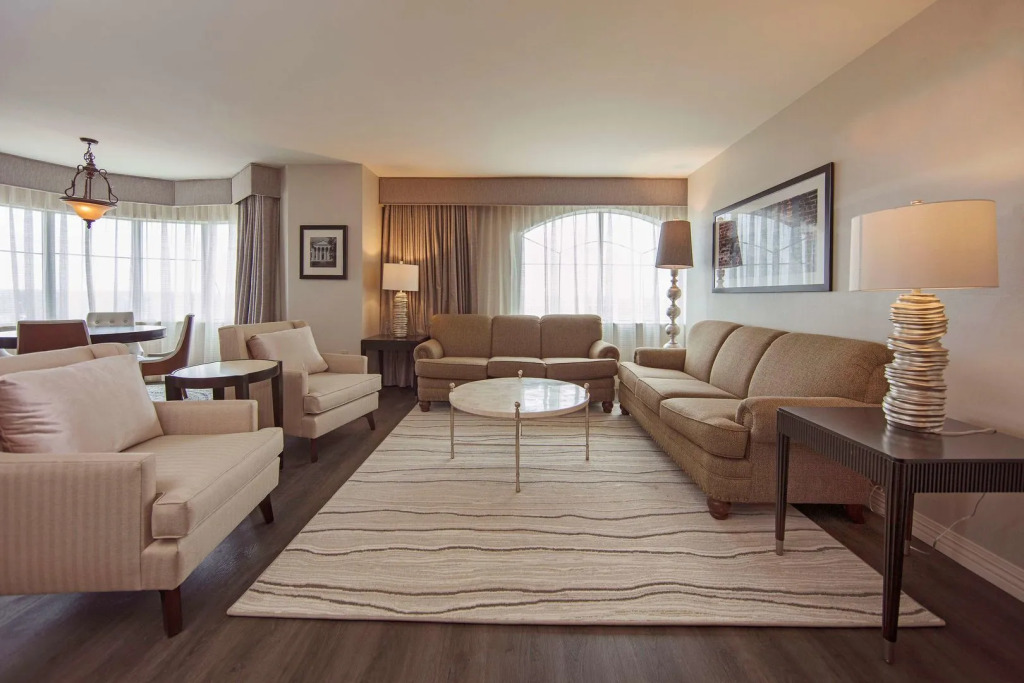 Courtyard by Marriott Athens Downtown