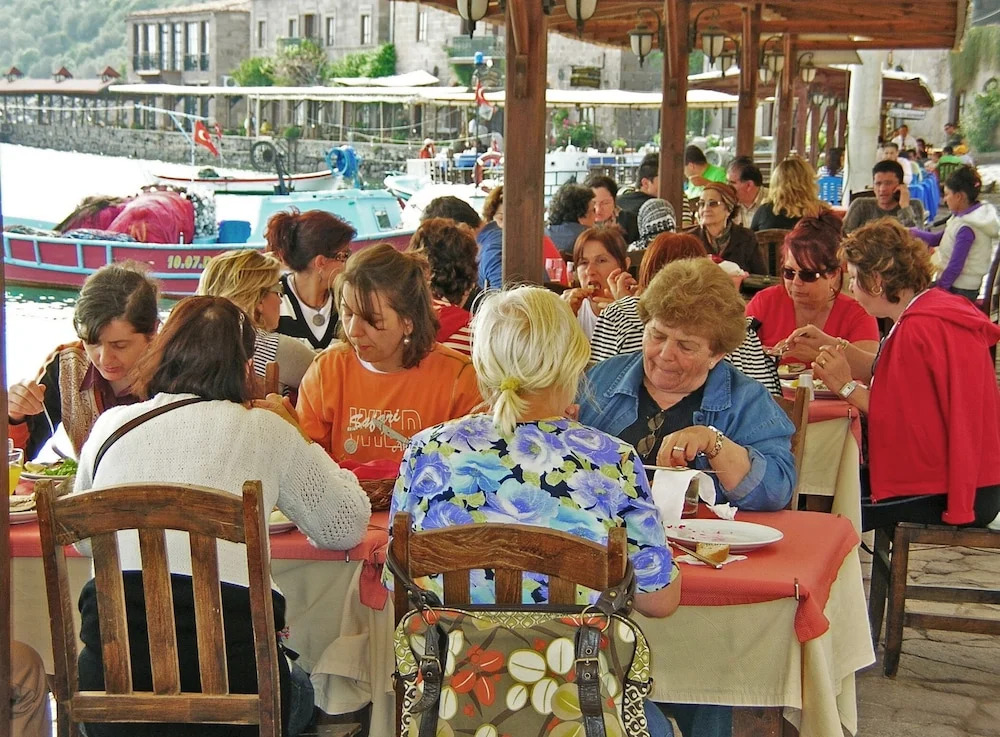 Assos Hotel