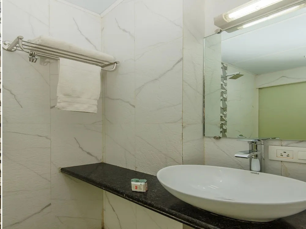New Seven Hills By Glitz Hotels