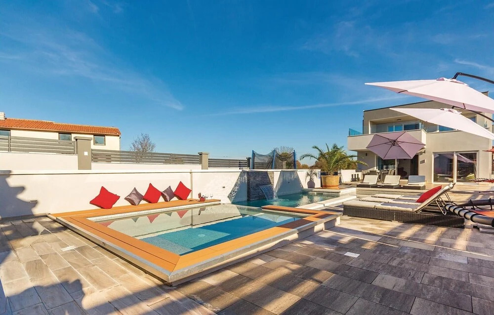 Awesome Home in Pula With Wifi and 4 Bedrooms
