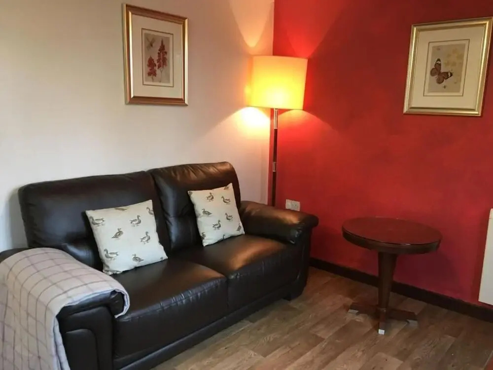 Snug hut 5-Hot Tub-Woodland Lodges-Pembrokshire-Tenby