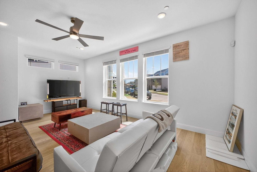 Private Escape Near Dfw Fort Worth At&t Fifa 2 Bedroom Home