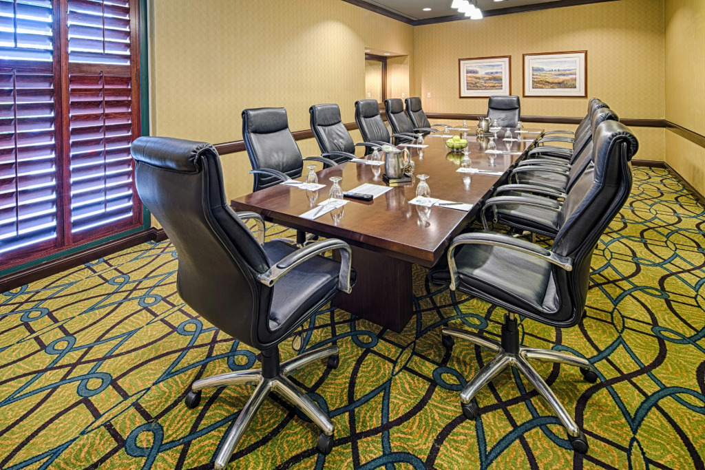 Embassy Suites by Hilton Chicago OHare Rosemont