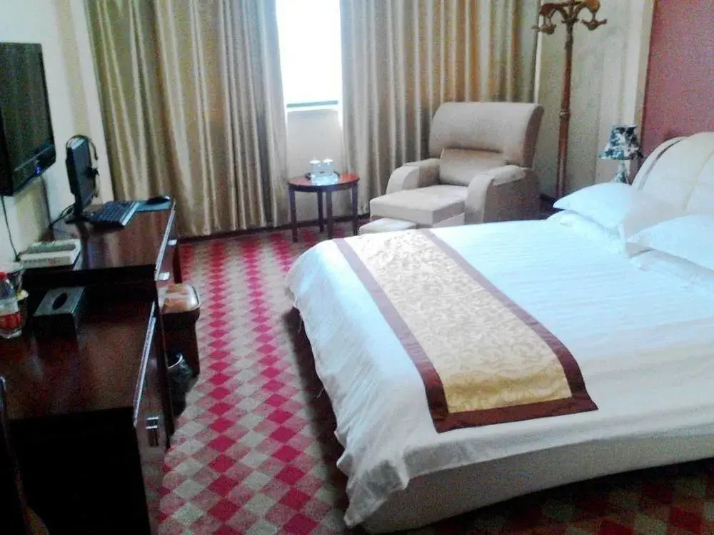 Jiangyan 996 Business Hotel