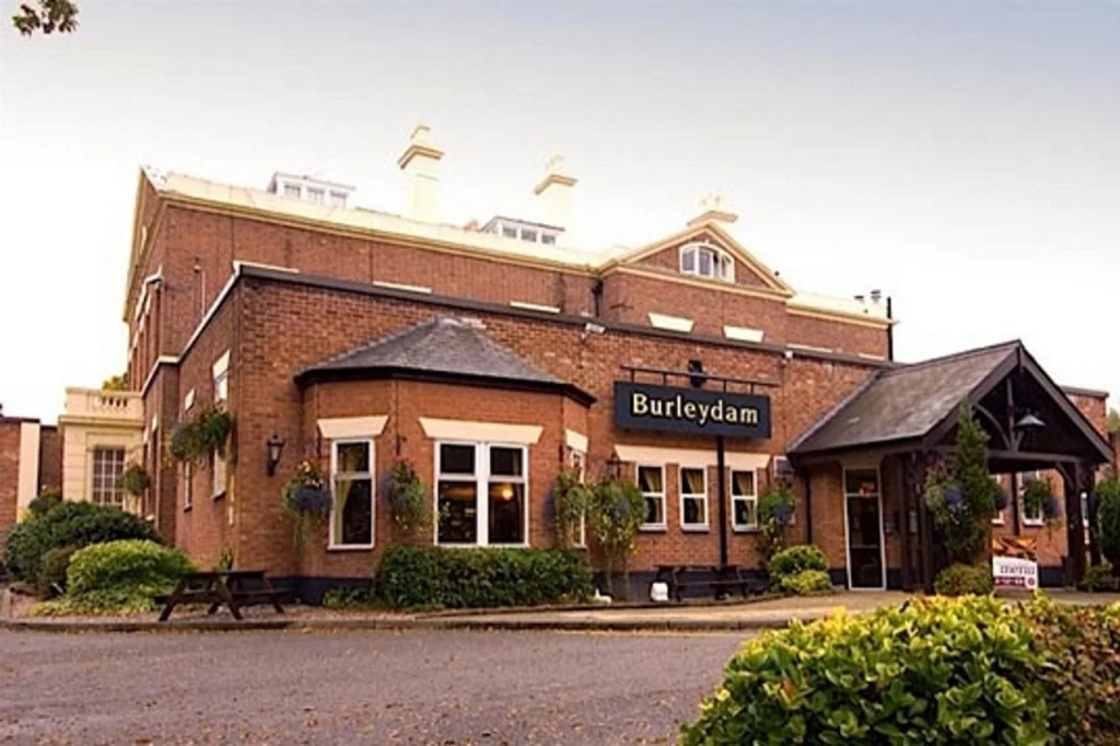 Premier Inn Wirral - Childer Thornton