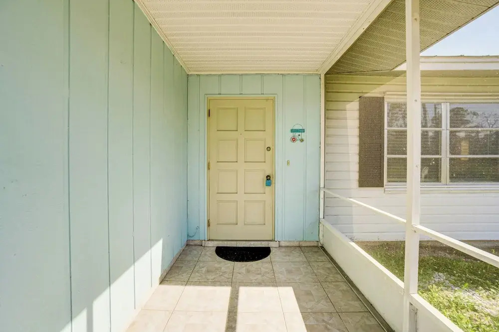 Englewood Home on Canal: Boat to Lemon Bay!