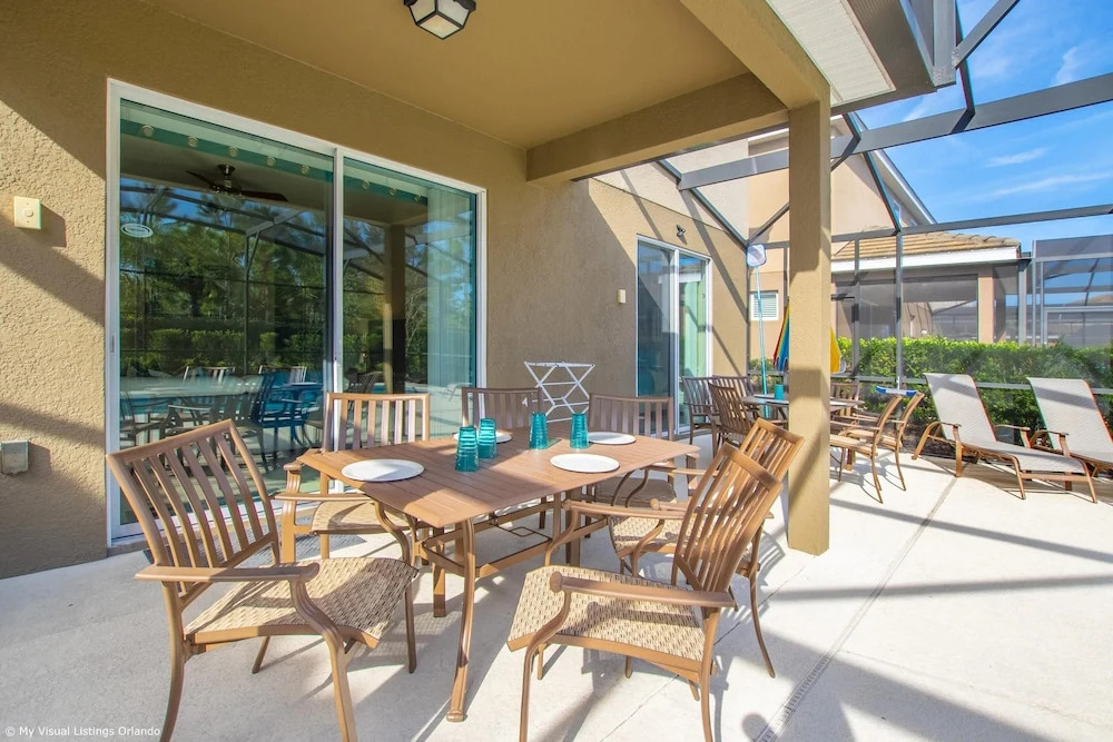 Tropical Luxury Near Disney! Professionally Decorated With Huge Pool, Game Room. 6bd/ 4.5ba #6st129