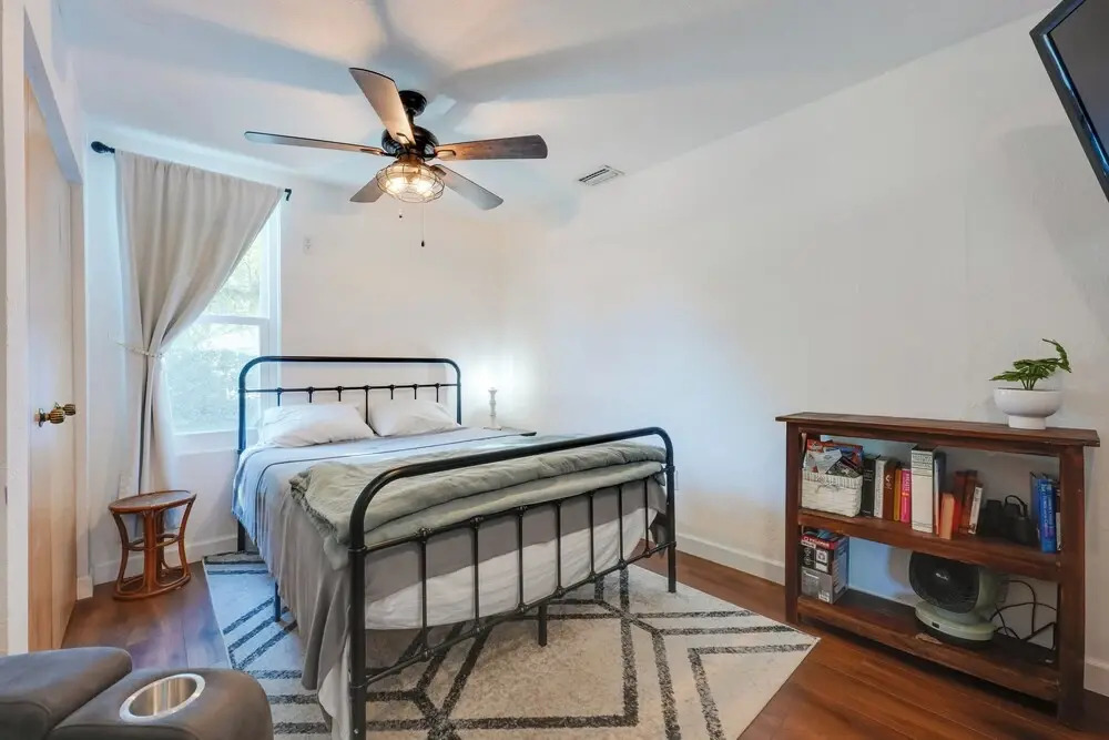 6 Mi to Honeymoon Island: Studio w/ Pool Access