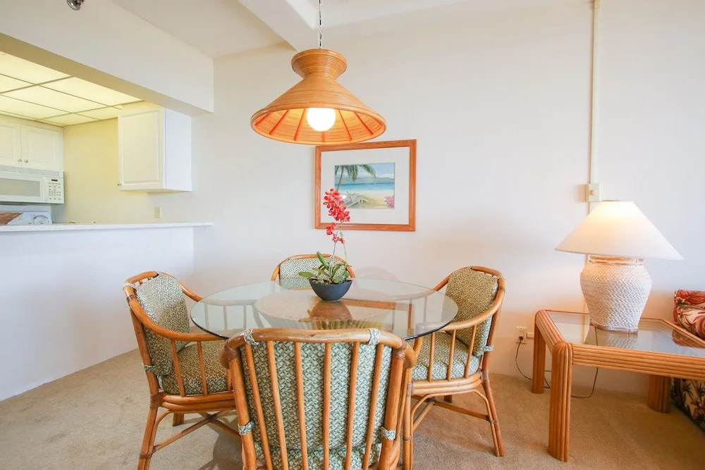 Whaler On Kaanapali 763 Studio Bedroom Condo by Redawning