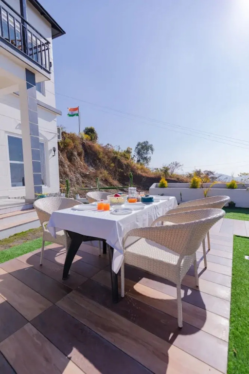 The Narayana Homestay - Villa