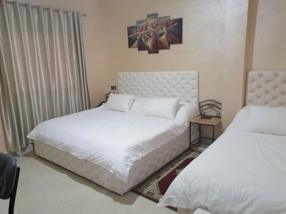 Hotel Oasis Palace