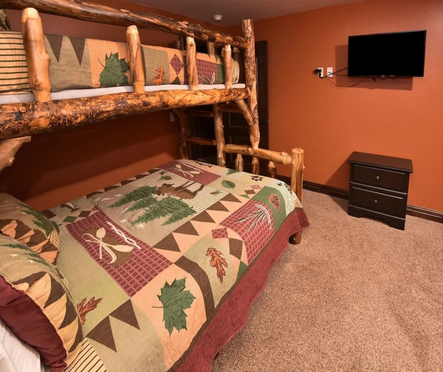 Potato Patch Club - 5 Br Townhouse