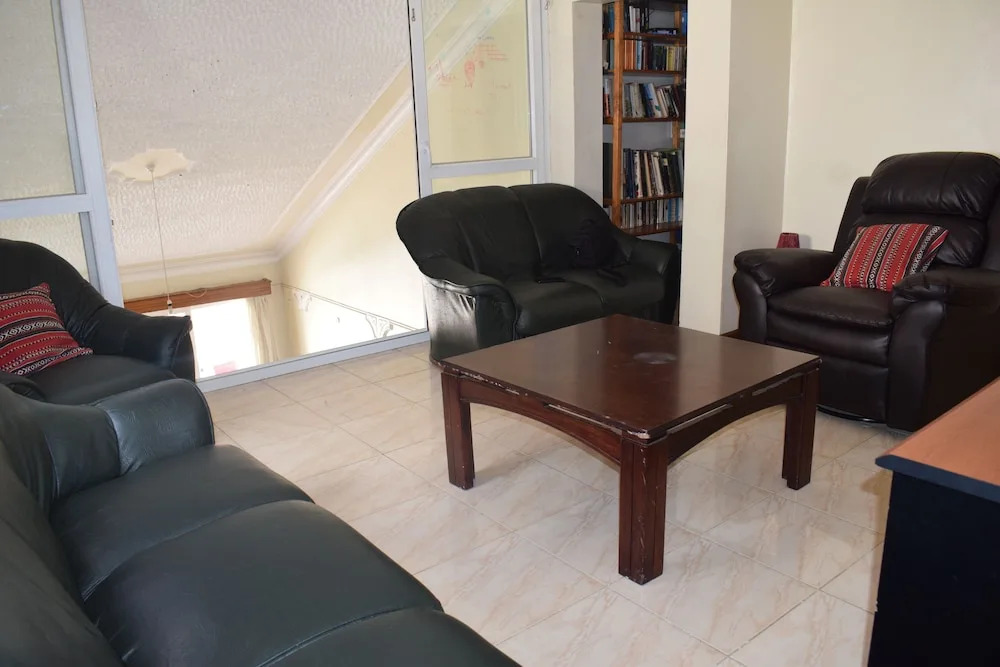 Bustani Apartment