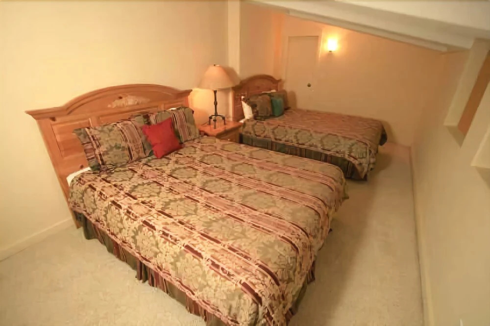 Vail Village 3-Bedroom 3-Bath