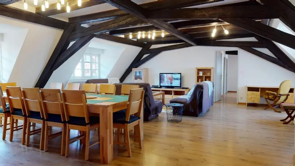 Aux Bijoux de Colmar - Le Saphir - 1 PARKING GRATUIT