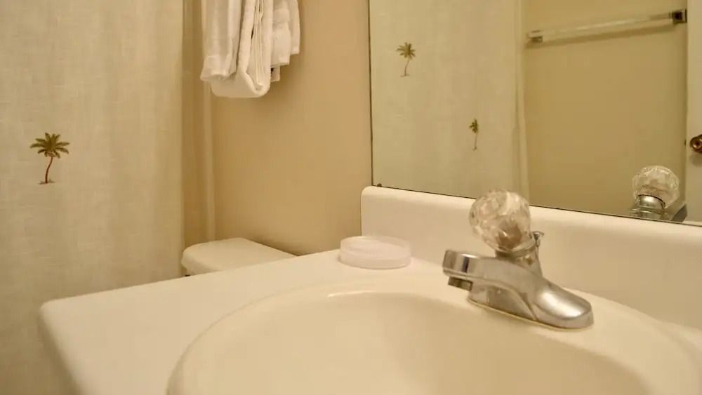 Birdhouse by Dune Vacation Rentals
