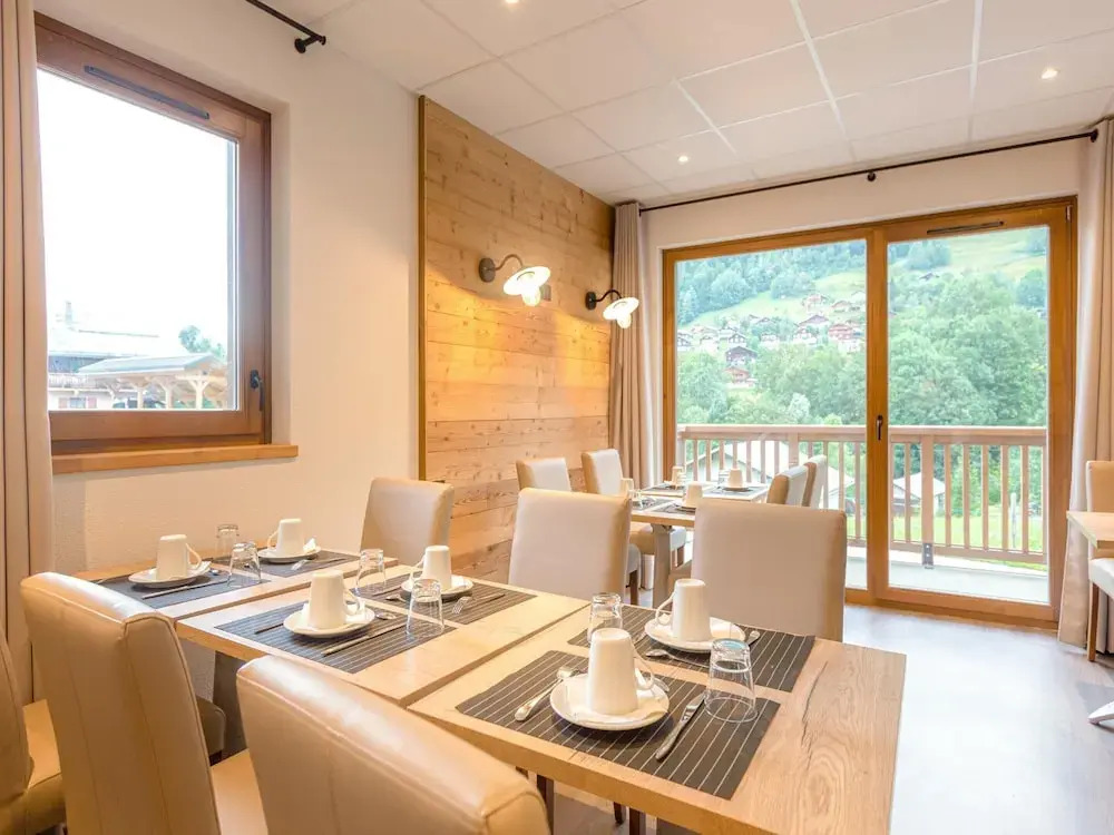 Apartment in Beaufort With Spa & Mountain Views