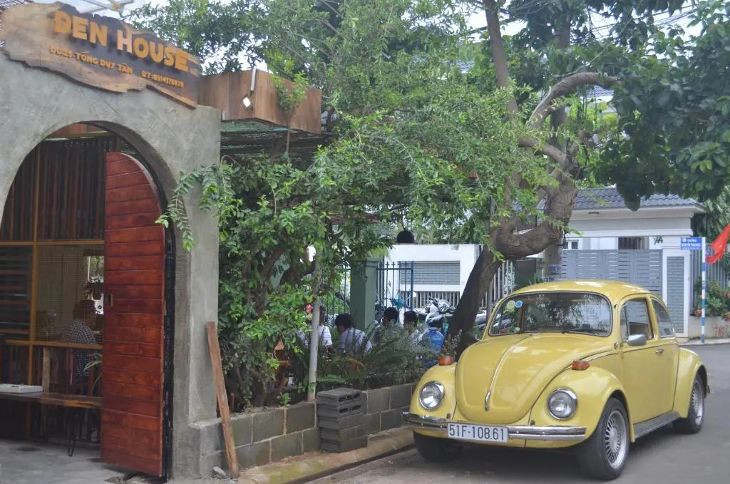 Den House